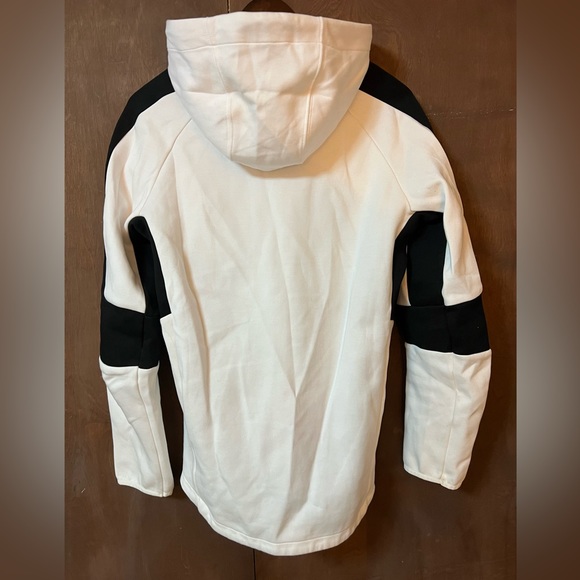Puma Performance Zip-Up Jacket - Picture 2 of 3